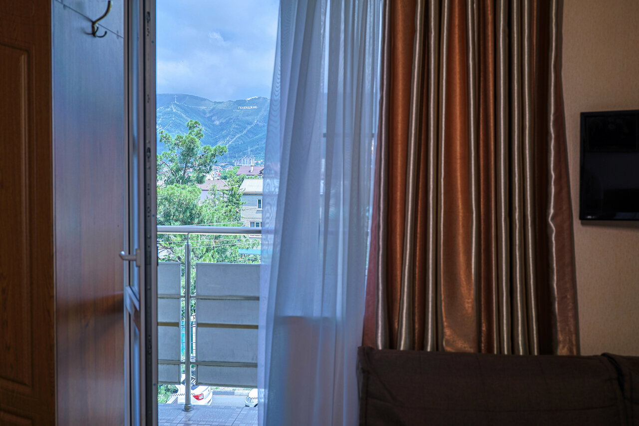 Гостиница Кипарис Геленджик