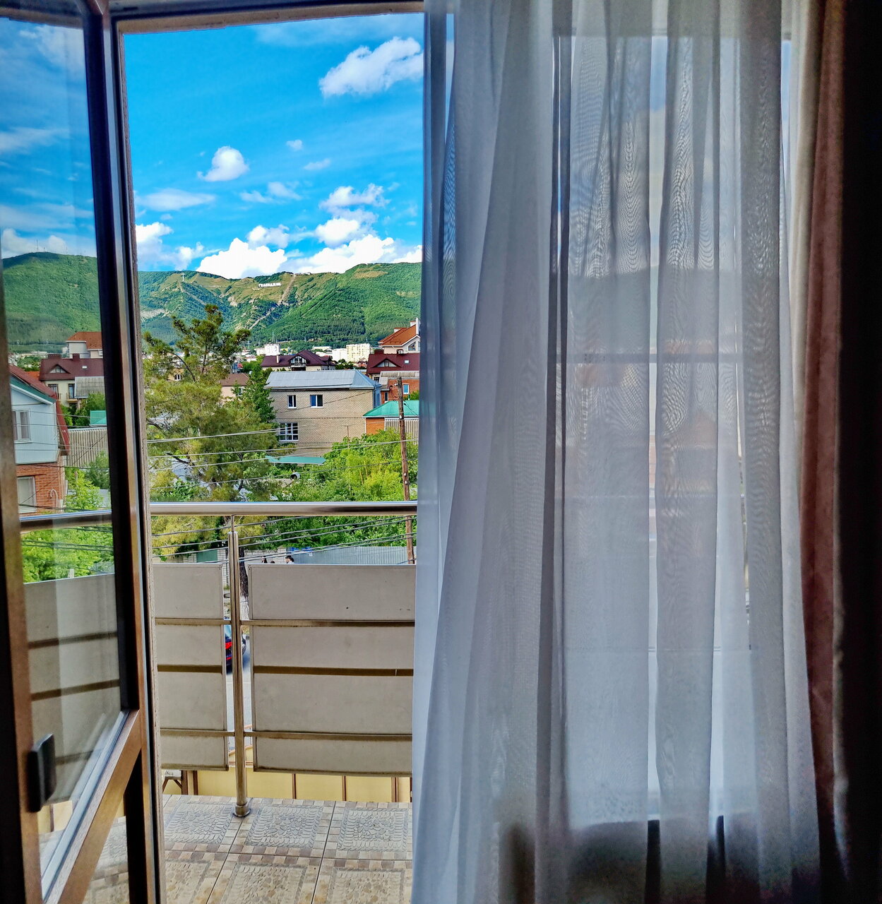 Гостиница Кипарис Геленджик