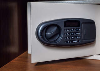 Гостиница Кипарис Геленджик Двухместный номер с 1 кроватью или 2 отдельными кроватями и балконом-10